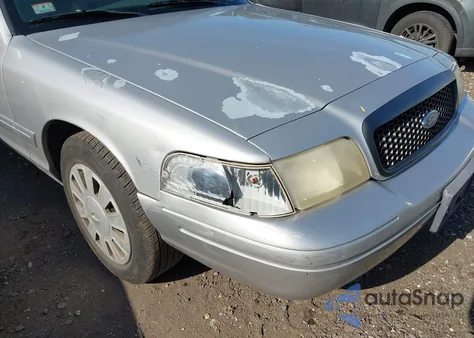 2008 Ford Crown Victoria Standard z USA, uszkodzony, nr VIN 2FAFP73V88X154724